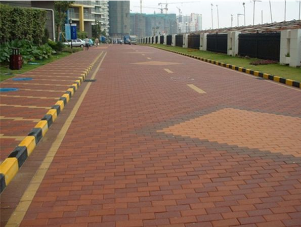 陶瓷顆粒透水磚的優(yōu)勢有哪些？